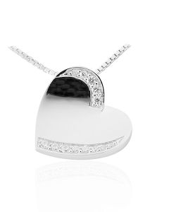 Silver heart pendant with zirconia