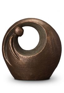 Ceramic urn 'Lonely but not alone'